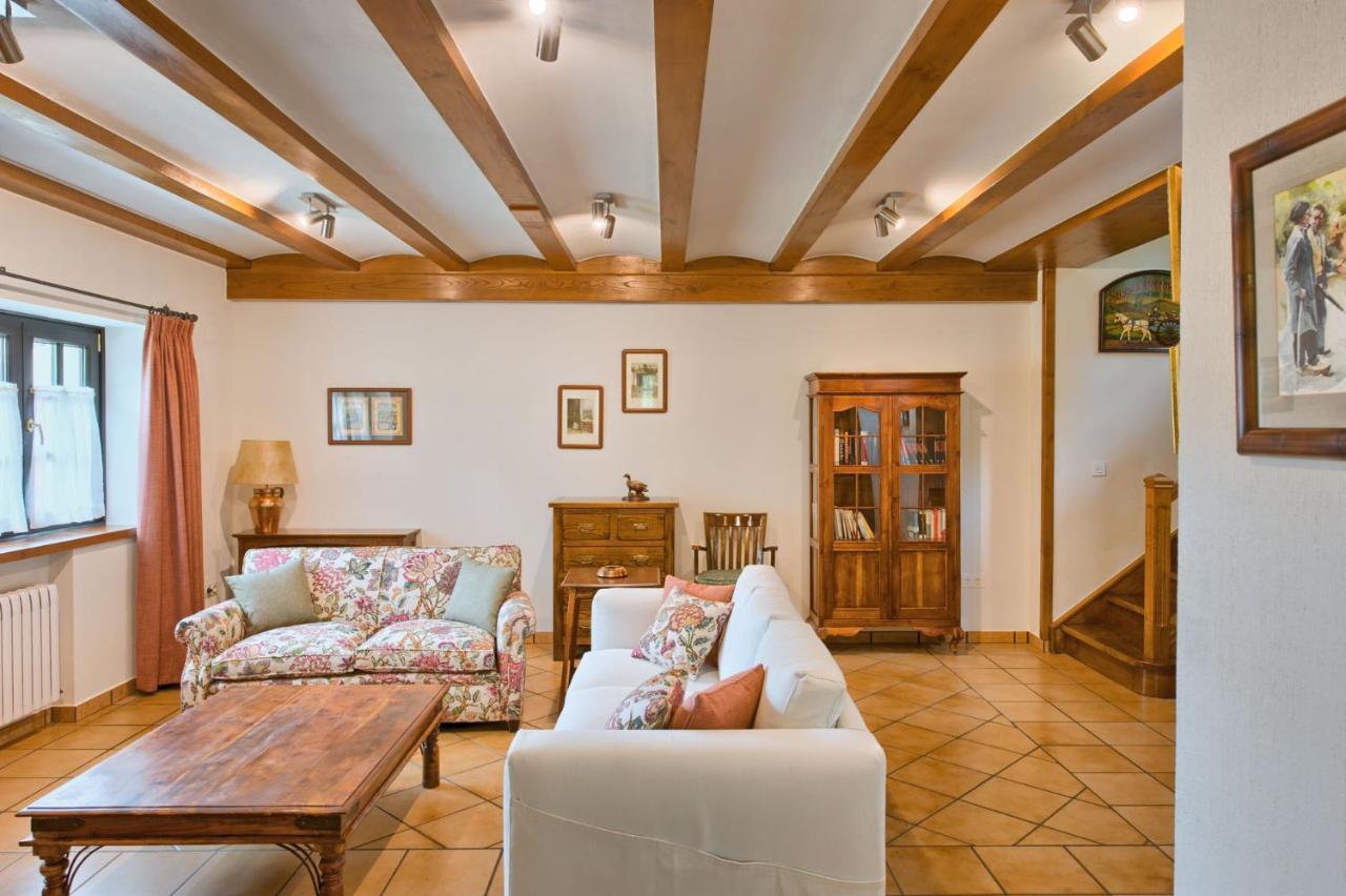 Casas Rurales El Llugaron Miravalles Bagian luar foto